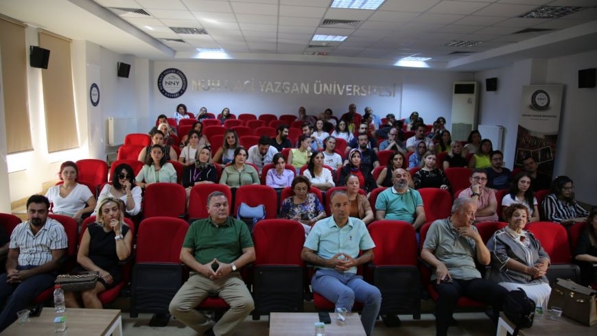 Üniversitemiz Personeline Eğitim