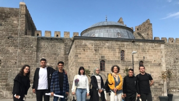 Mimarlık Bölümü: 2024-2025 Güz Yarıyılı Mimari Proje I ve Mimari Proje II Proje Alanları Gezisi